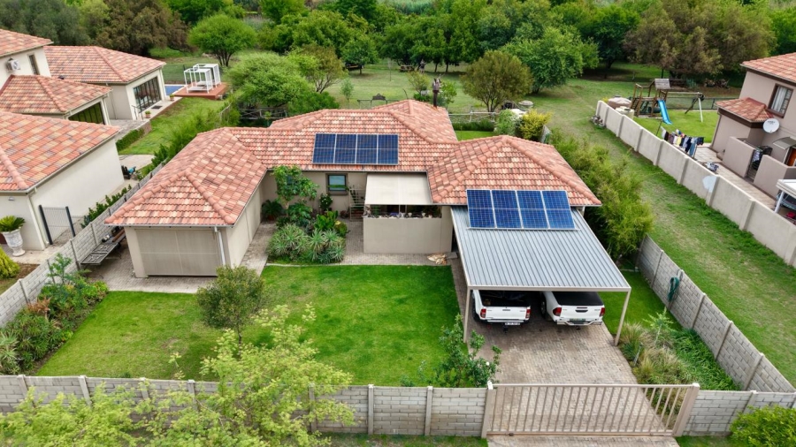 3 Bedroom Property for Sale in Ngwenya River Estate North West